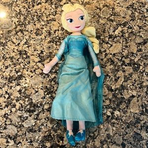Disney 20” Elsa plush stuffed animal Disney store